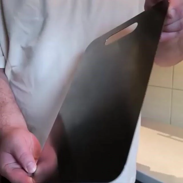 Cutium Titanium Cutting Board Image
